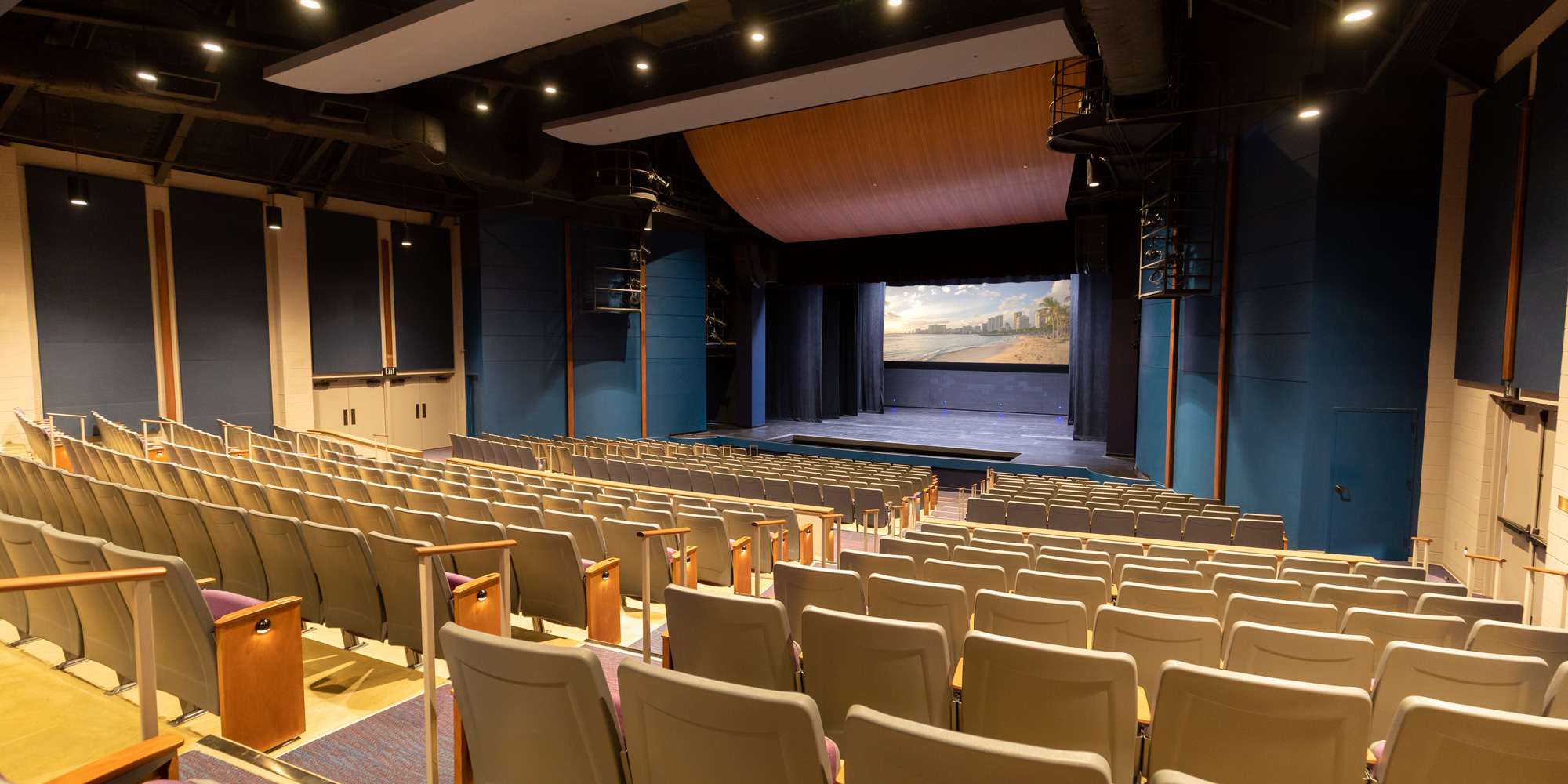 Diamond Head Theatre Ford AV