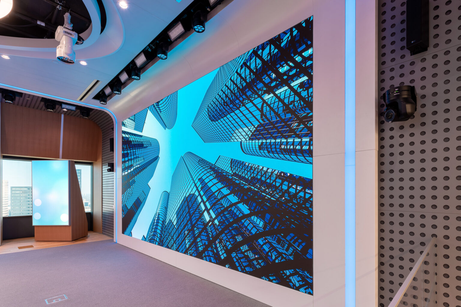 AT&T 37th Floor Media Studio Ford AV