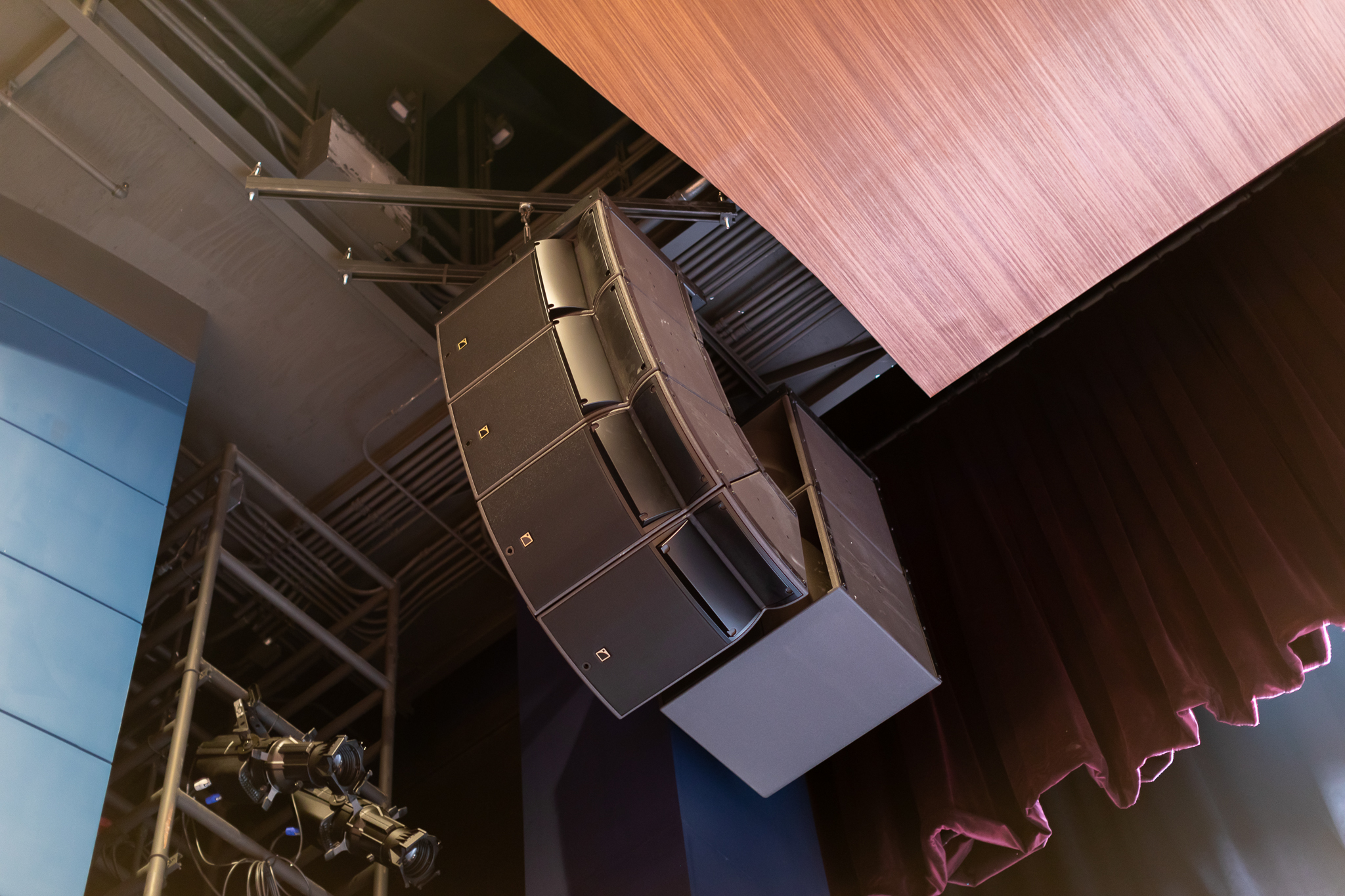 Diamond Head Theatre – Ford AV