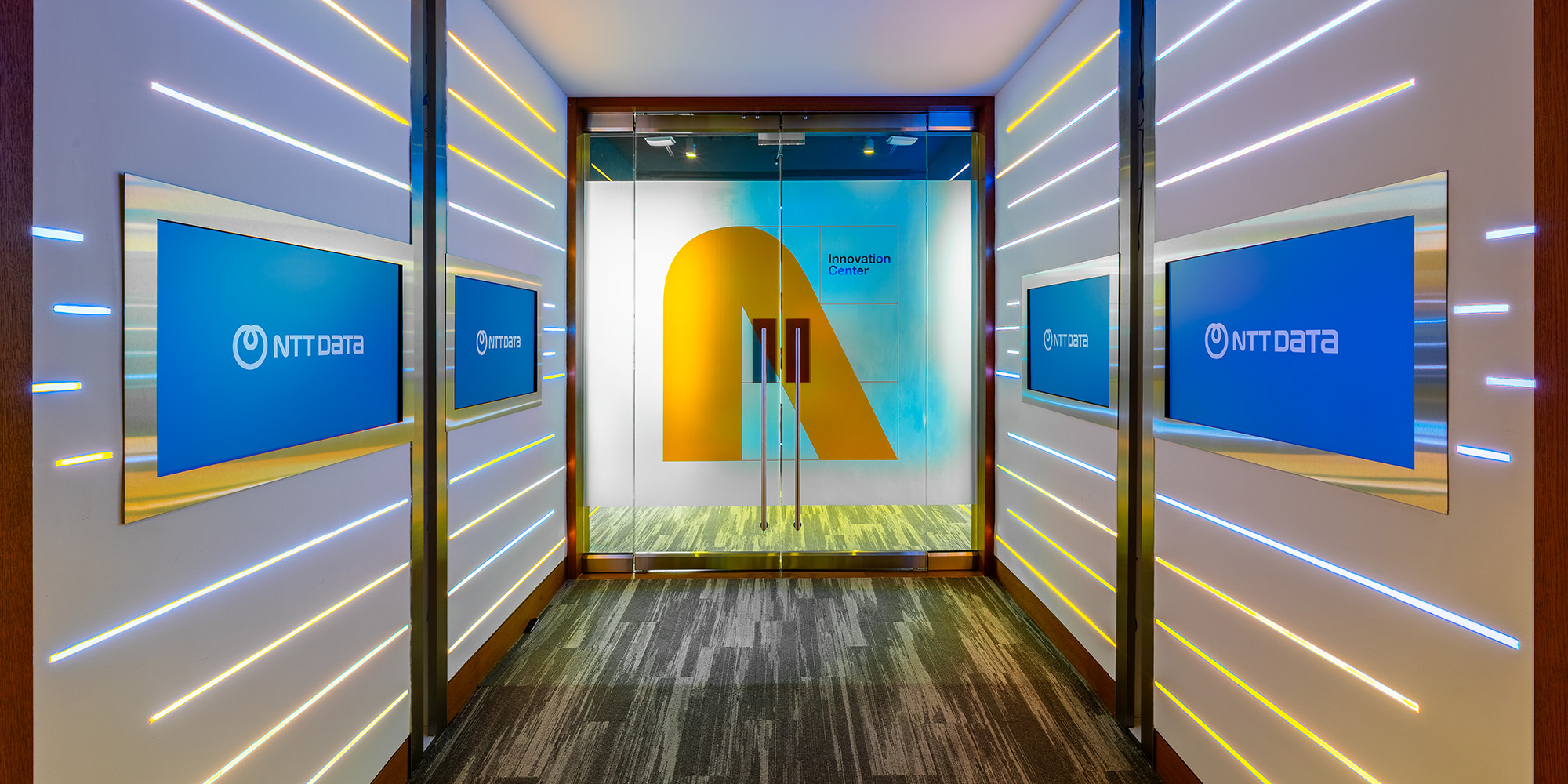 Video Conferencing Multi-Zone by Ford Audio-Video at NTT Data