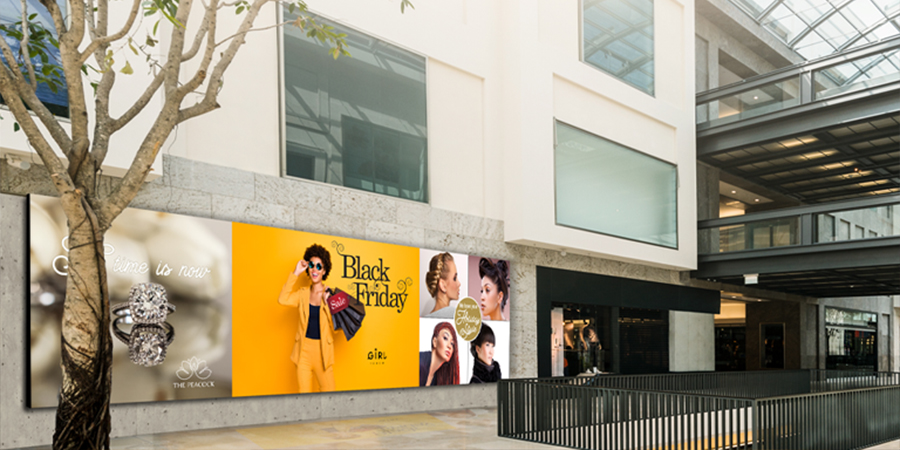 Shopping Center with Digital Signage