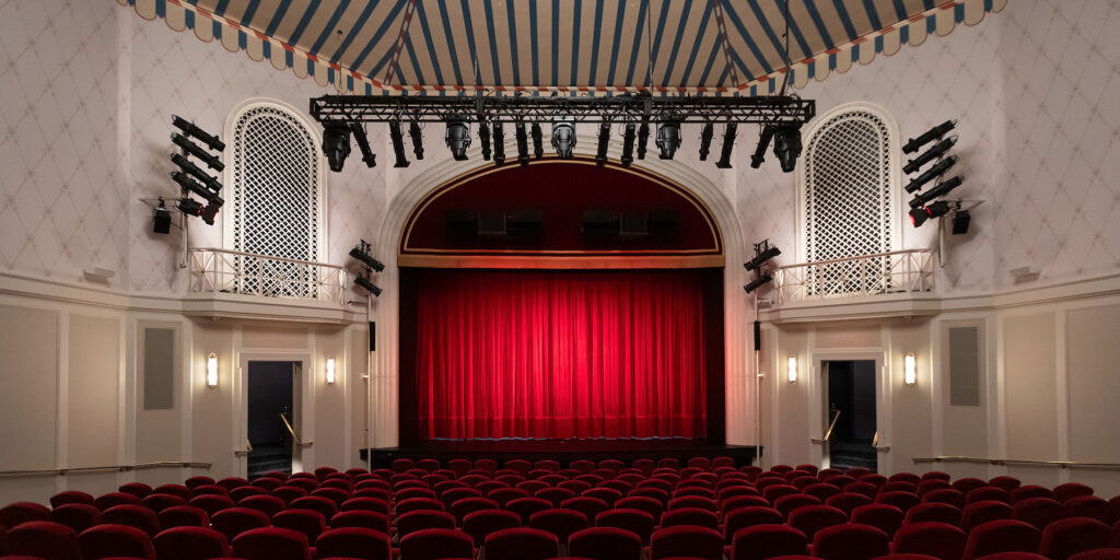 Audiovisual and Lighting at Guild Hall in New York 