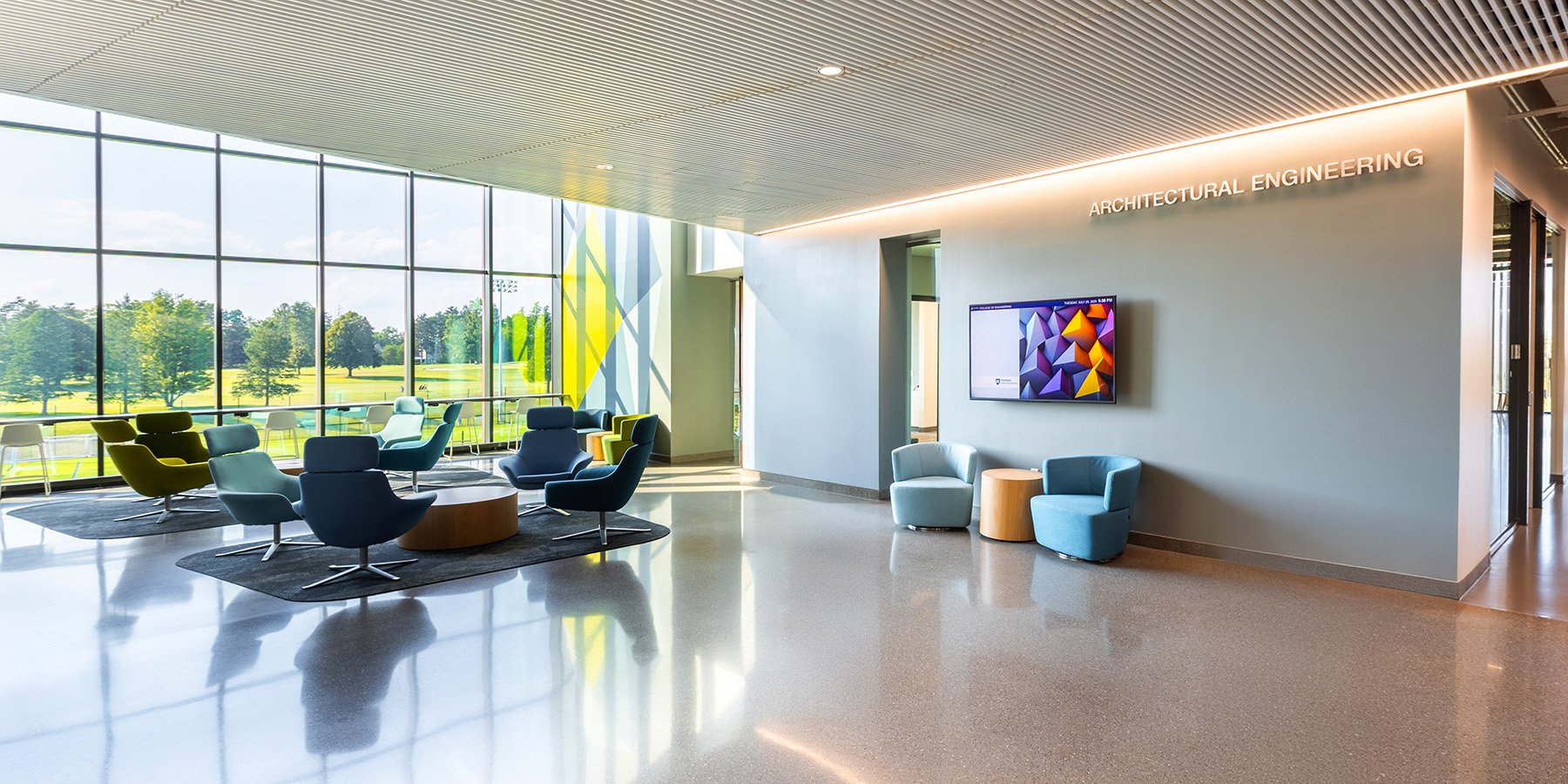 Collaborative learning space equipped with cutting-edge technology and av system