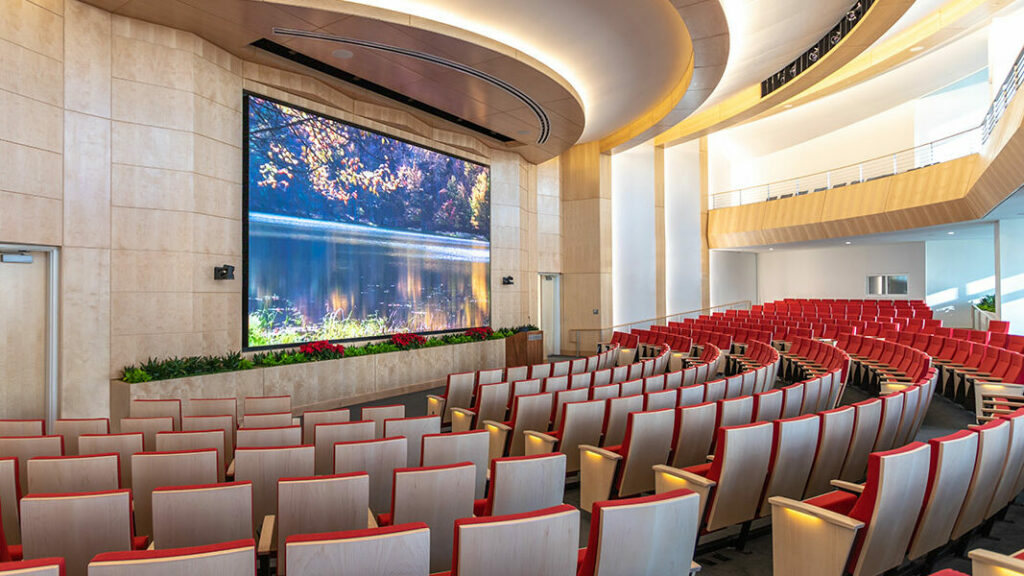 Texas Childrens Hospital projection system